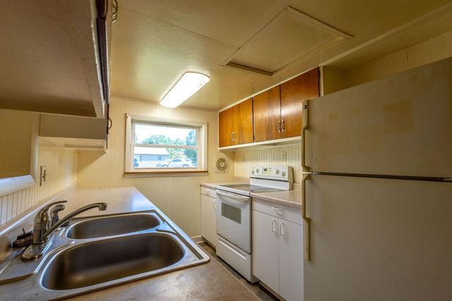 2160 S Afton Road, Beloit, WI 53511