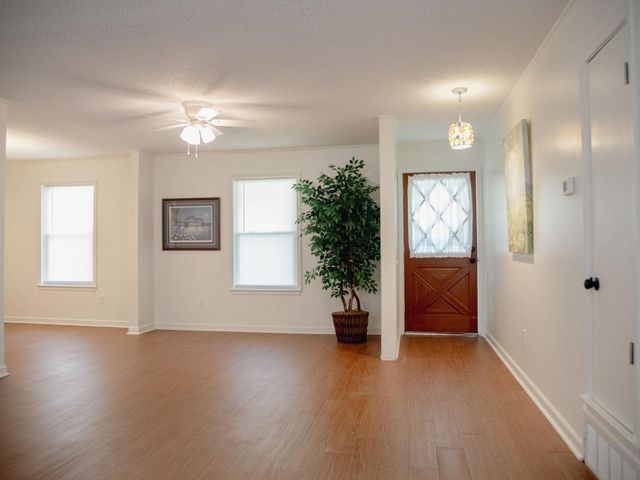 4883 BLACK GUM DR, Millington, TN 38053