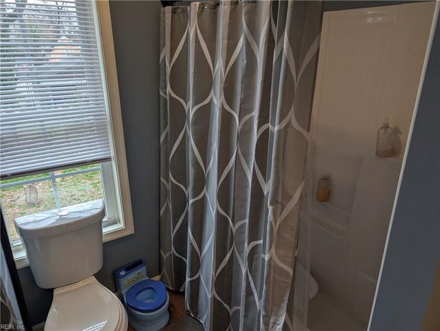 912 Lindenwood AVE, Norfolk, VA 23504