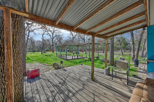 514 Forest Oak Drive, Somerville, TX 77879