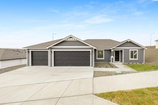 2840 S Roosevelt St, Kennewick, WA 99338