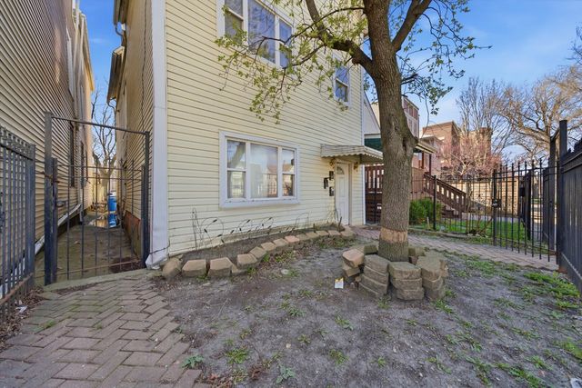 1626 N Saint Louis Avenue, Chicago, IL 60647