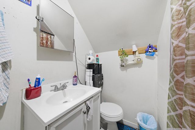 1626 N Saint Louis Avenue, Chicago, IL 60647