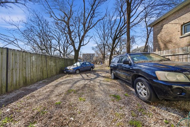 1626 N Saint Louis Avenue, Chicago, IL 60647