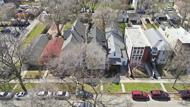 1626 N Saint Louis Avenue, Chicago, IL 60647