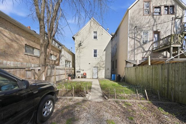 1626 N Saint Louis Avenue, Chicago, IL 60647