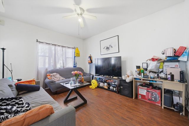 1626 N Saint Louis Avenue, Chicago, IL 60647