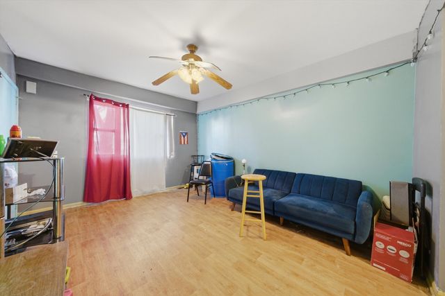 1626 N Saint Louis Avenue, Chicago, IL 60647