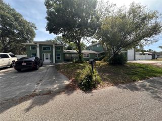 5657 OCEANIC ROAD, Holiday, FL 34690