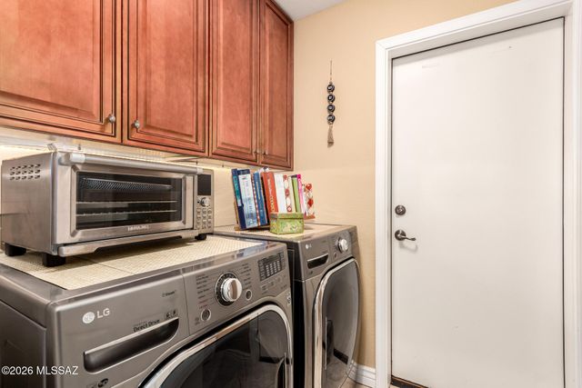 10002 E Paseo San Bernardo, Tucson, AZ 85747