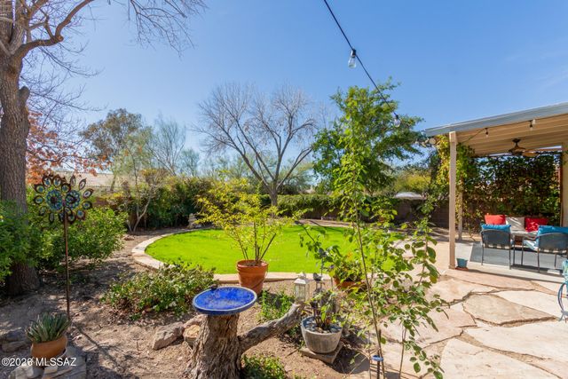 10002 E Paseo San Bernardo, Tucson, AZ 85747