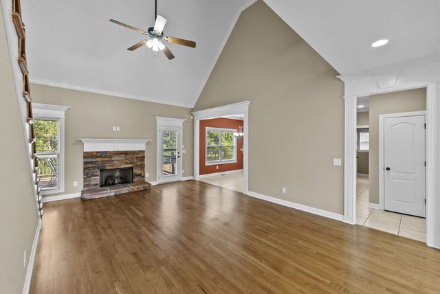 8054 Vineyard Ln, La Vergne, TN 37086