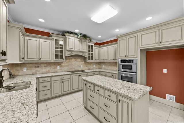 8054 Vineyard Ln, La Vergne, TN 37086