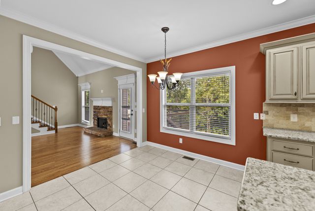 8054 Vineyard Ln, La Vergne, TN 37086