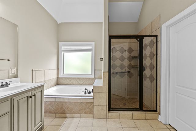 8054 Vineyard Ln, La Vergne, TN 37086