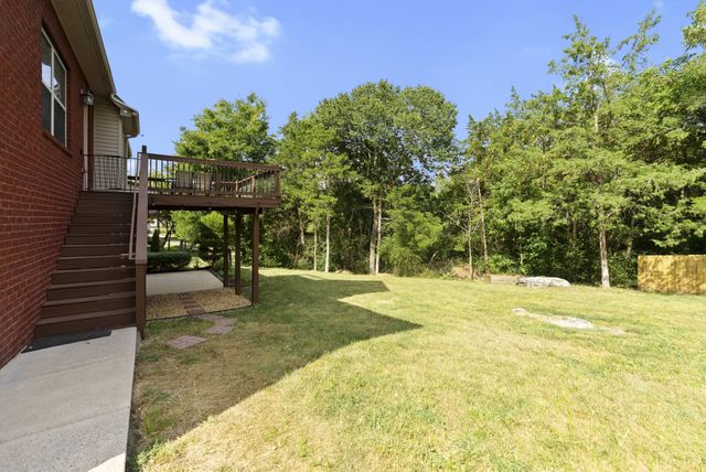 8054 Vineyard Ln, La Vergne, TN 37086