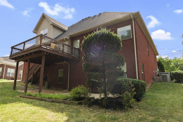 8054 Vineyard Ln, La Vergne, TN 37086