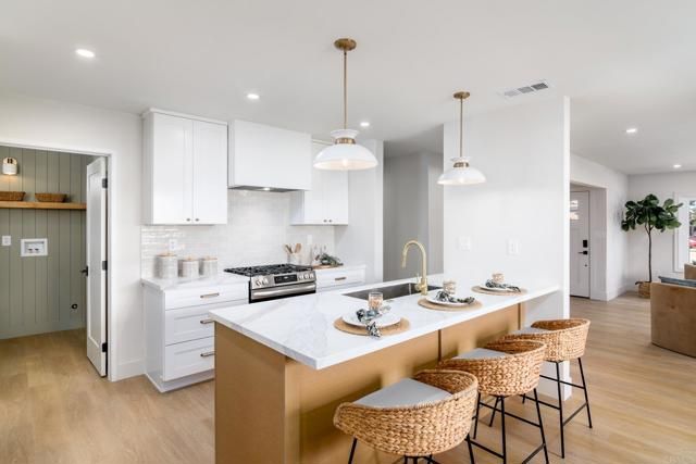 8673 Harjoan Ave, San Diego, CA 92123