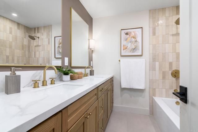 8673 Harjoan Ave, San Diego, CA 92123