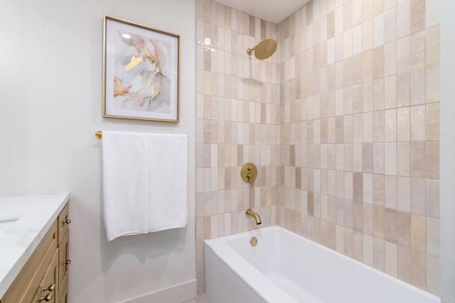 8673 Harjoan Ave, San Diego, CA 92123