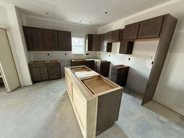 8992 E Forbes Cir., Bel Aire, KS 67226