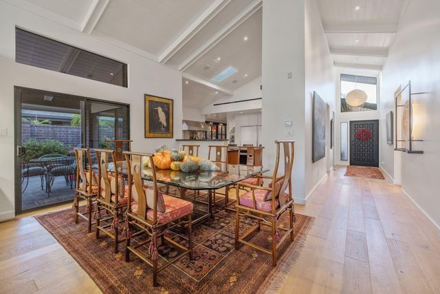 716 N Silvervale Drive, Visalia, CA 93291