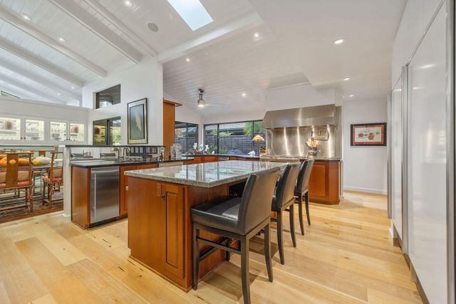 716 N Silvervale Drive, Visalia, CA 93291