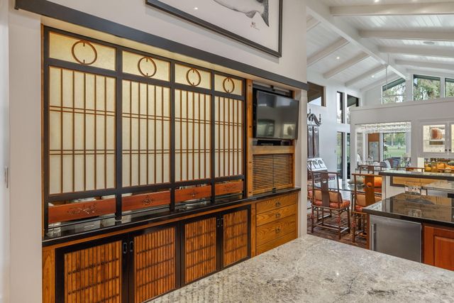 716 N Silvervale Drive, Visalia, CA 93291