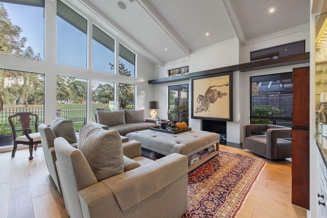 716 N Silvervale Drive, Visalia, CA 93291