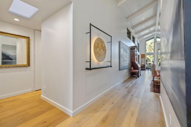 716 N Silvervale Drive, Visalia, CA 93291