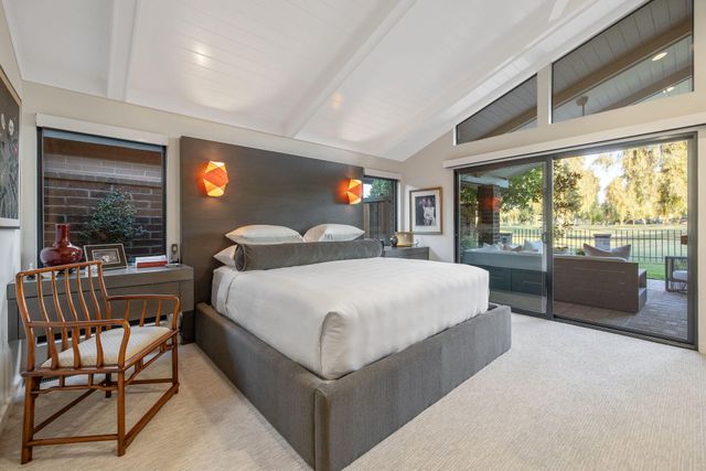 716 N Silvervale Drive, Visalia, CA 93291