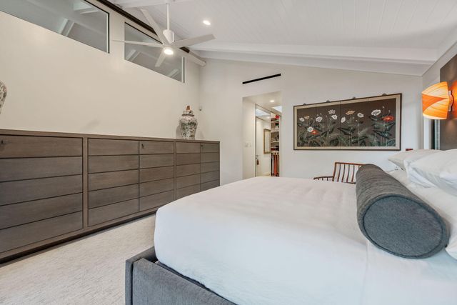 716 N Silvervale Drive, Visalia, CA 93291