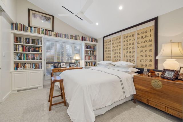 716 N Silvervale Drive, Visalia, CA 93291