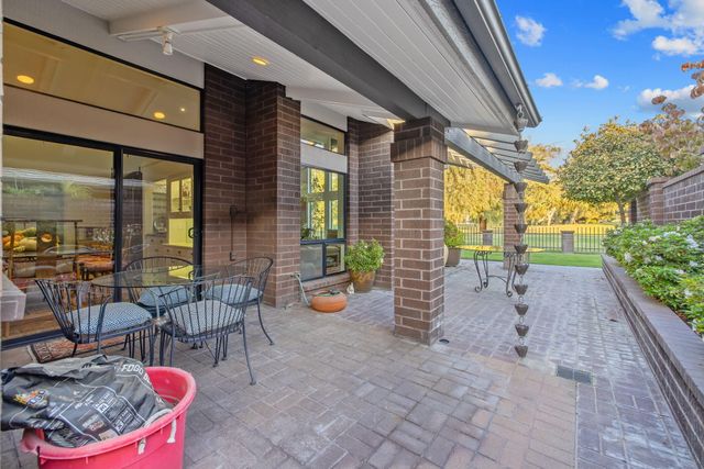 716 N Silvervale Drive, Visalia, CA 93291