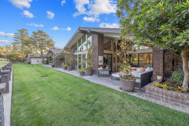 716 N Silvervale Drive, Visalia, CA 93291