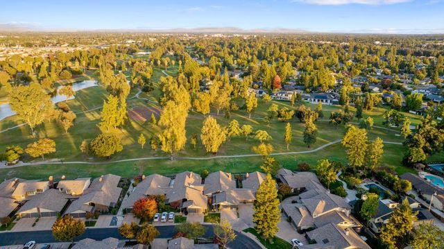 716 N Silvervale Drive, Visalia, CA 93291