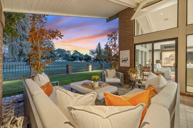 716 N Silvervale Drive, Visalia, CA 93291