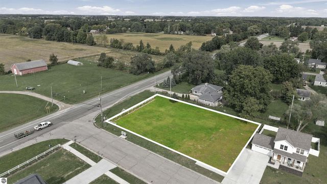 540 W Wildwood, Owosso, MI 48867