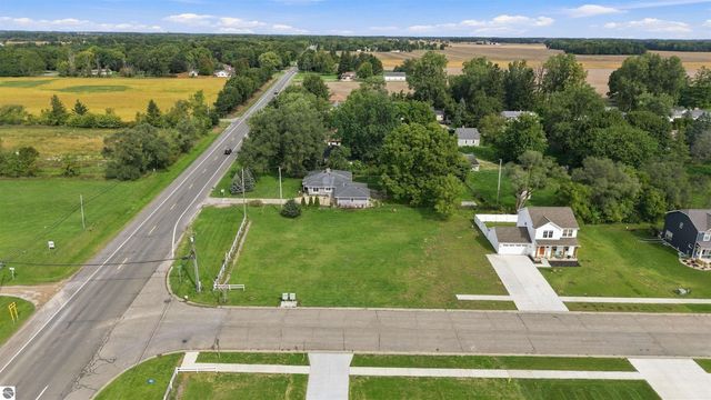 540 W Wildwood, Owosso, MI 48867