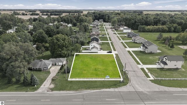 540 W Wildwood, Owosso, MI 48867
