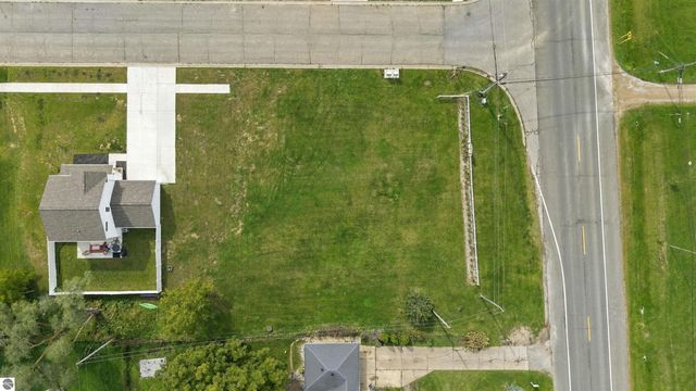 540 W Wildwood, Owosso, MI 48867