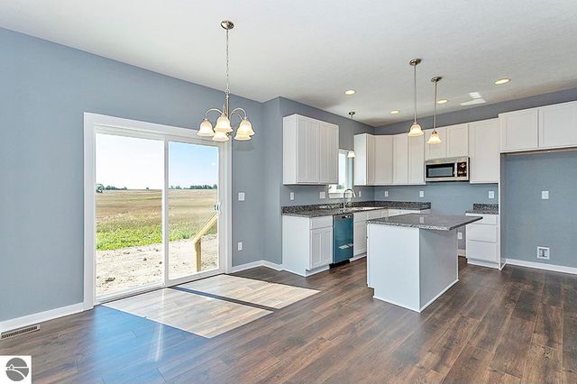 540 W Wildwood, Owosso, MI 48867