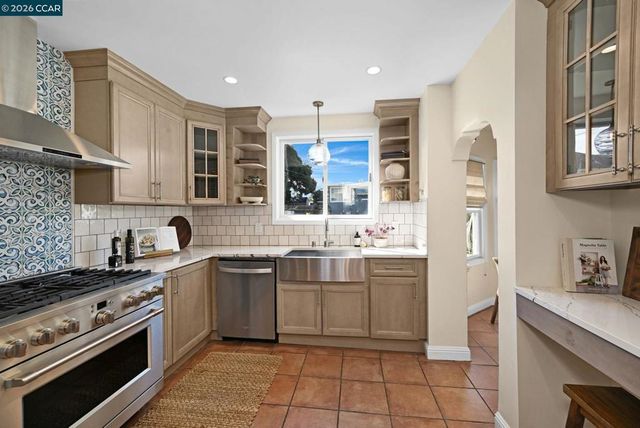 600 McLaughlin St, Richmond, CA 94805