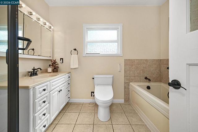 600 McLaughlin St, Richmond, CA 94805