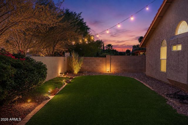 3017 E WOODLAND Drive, Phoenix, AZ 85048