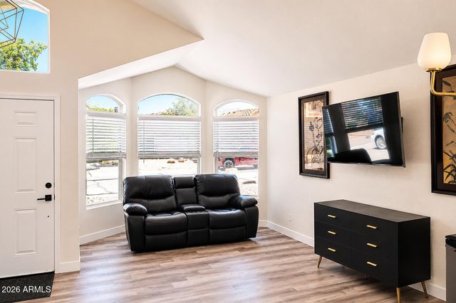 3017 E WOODLAND Drive, Phoenix, AZ 85048