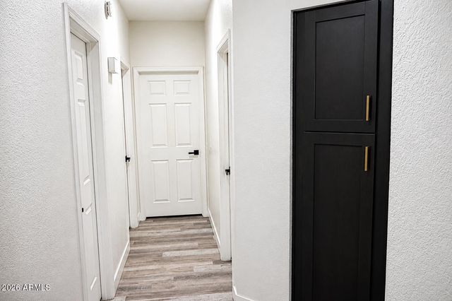 3017 E WOODLAND Drive, Phoenix, AZ 85048