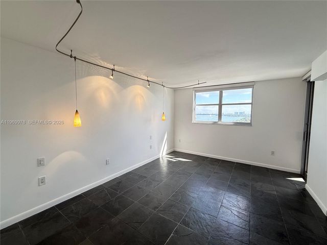 801 N Venetian Dr 802, Miami, FL 33139