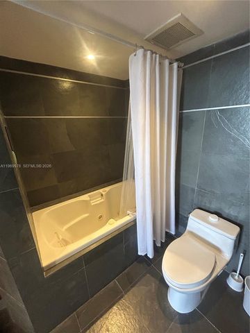 801 N Venetian Dr 802, Miami, FL 33139