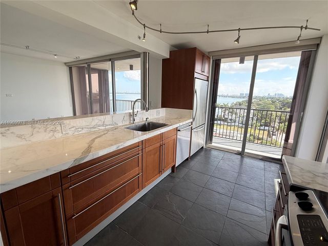 801 N Venetian Dr 802, Miami, FL 33139